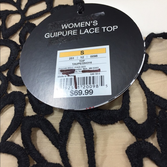 Neiman Marcus camisole & tank - Picture 5 of 8